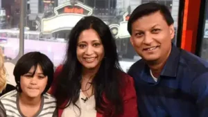 Kairan Quazi with parents