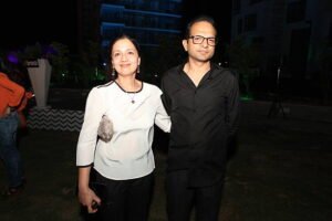 lalit goyal image with wife sapna