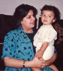 anshula kapoor mother
