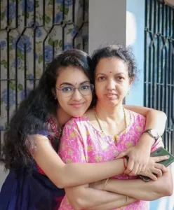 Shruthi Narayanan Mother