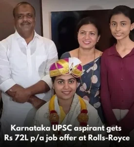 Rithuparna K S with parents