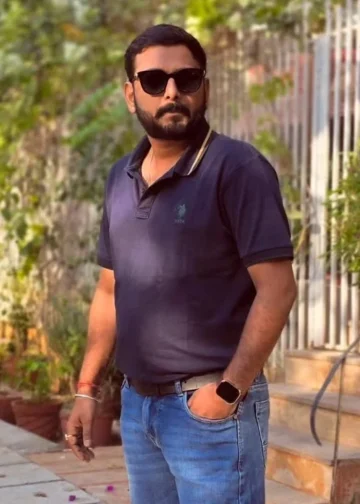 Director Rishi Singh Sisodiya