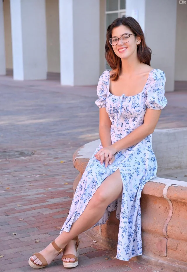 Ellie Nova Biography Age Family Career Net Worth And More