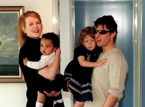 Nicole Kidman with tom cruise and kids