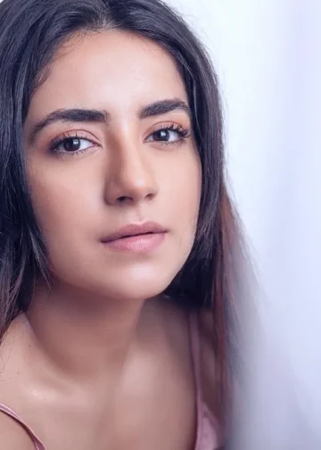 Dolly Chawla