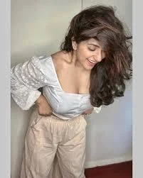 Dolly Chawla