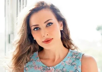 Iulia Vântur