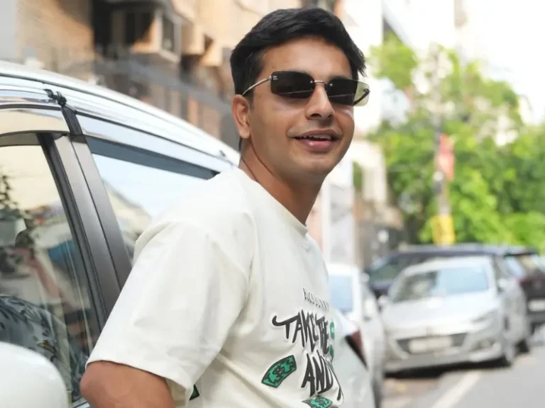 Varun Yadav (Laila)