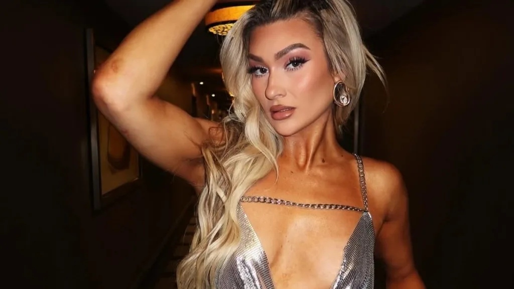 Izzi Dame