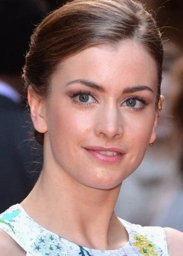 Stefanie Martini
