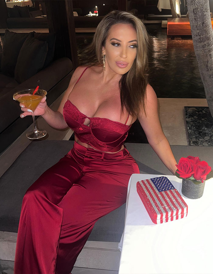 Richelle Ryan