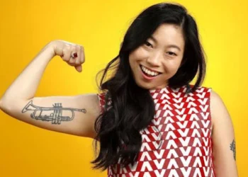 Awkwafina Age, Boyfriend, Family, Controversy, Biography