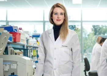 Elizabeth Holmes