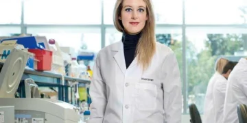 Elizabeth Holmes